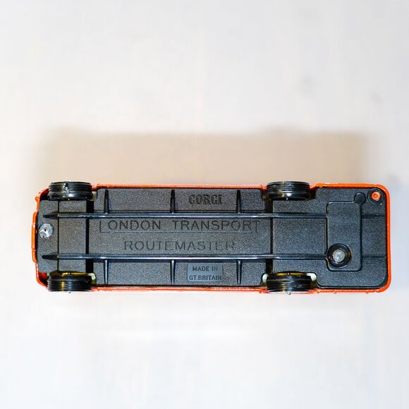 Vintage Routemaster, Die-cast London Double-decker bus, - Picture 7 of 7